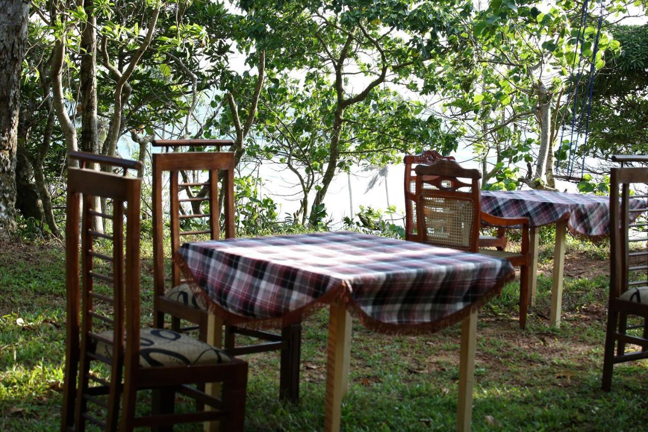 Bed and Breakfast Sky Mountain Cafe With Seaview Велигама Экстерьер фото